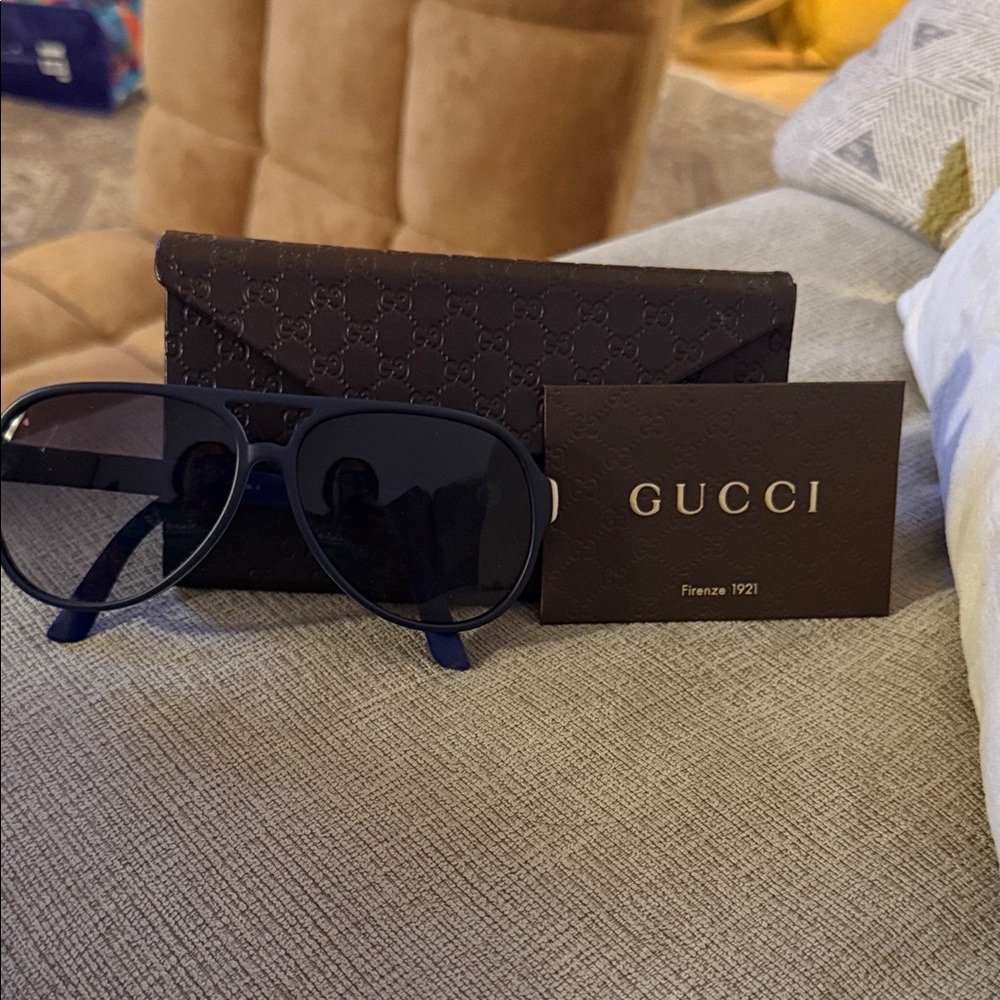 Gucci Dark Blue Aviator Sunglasses